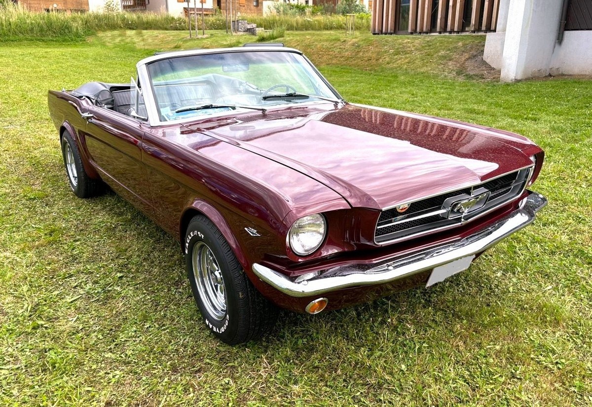 FORD MUSTANG Cabiolet